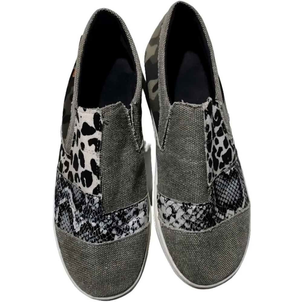 WOMEN'S (SIZE 11) SLIP-ON FASHION SNEAKER - Picture 5 of 5